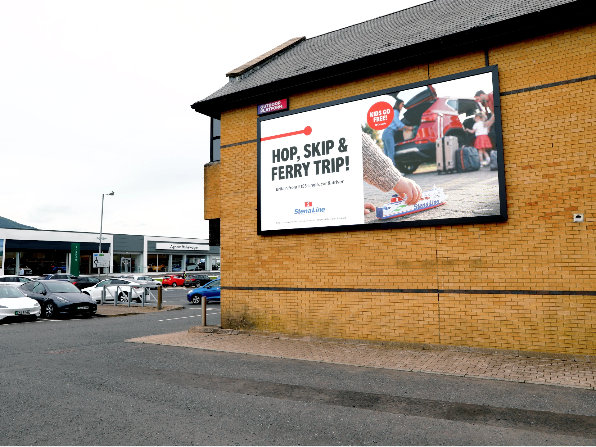 boucher road digital screen up close