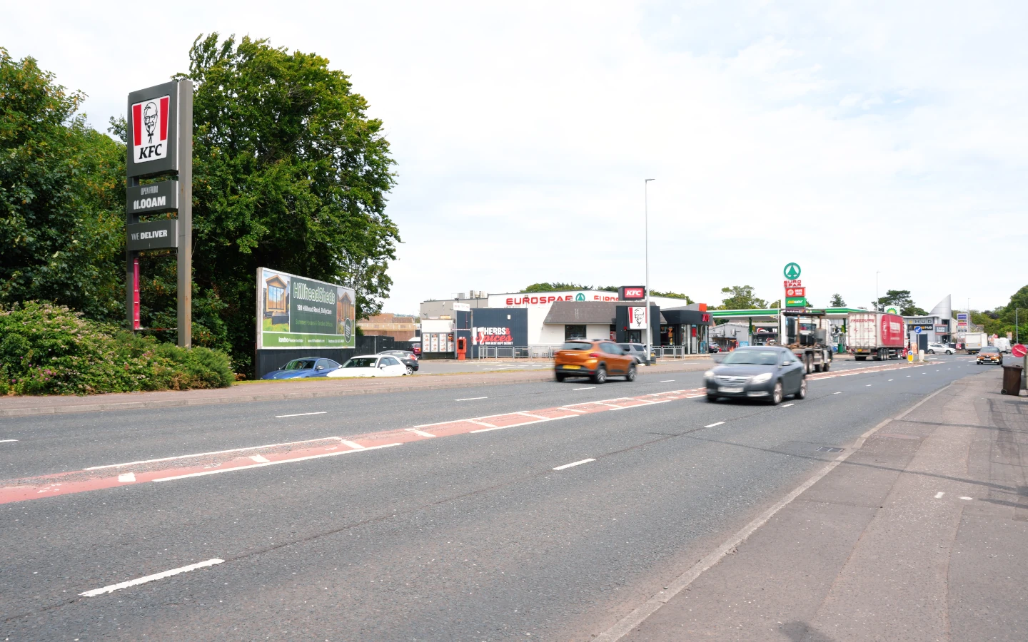 cycle 14 belfast road carrickfergus inbound direction